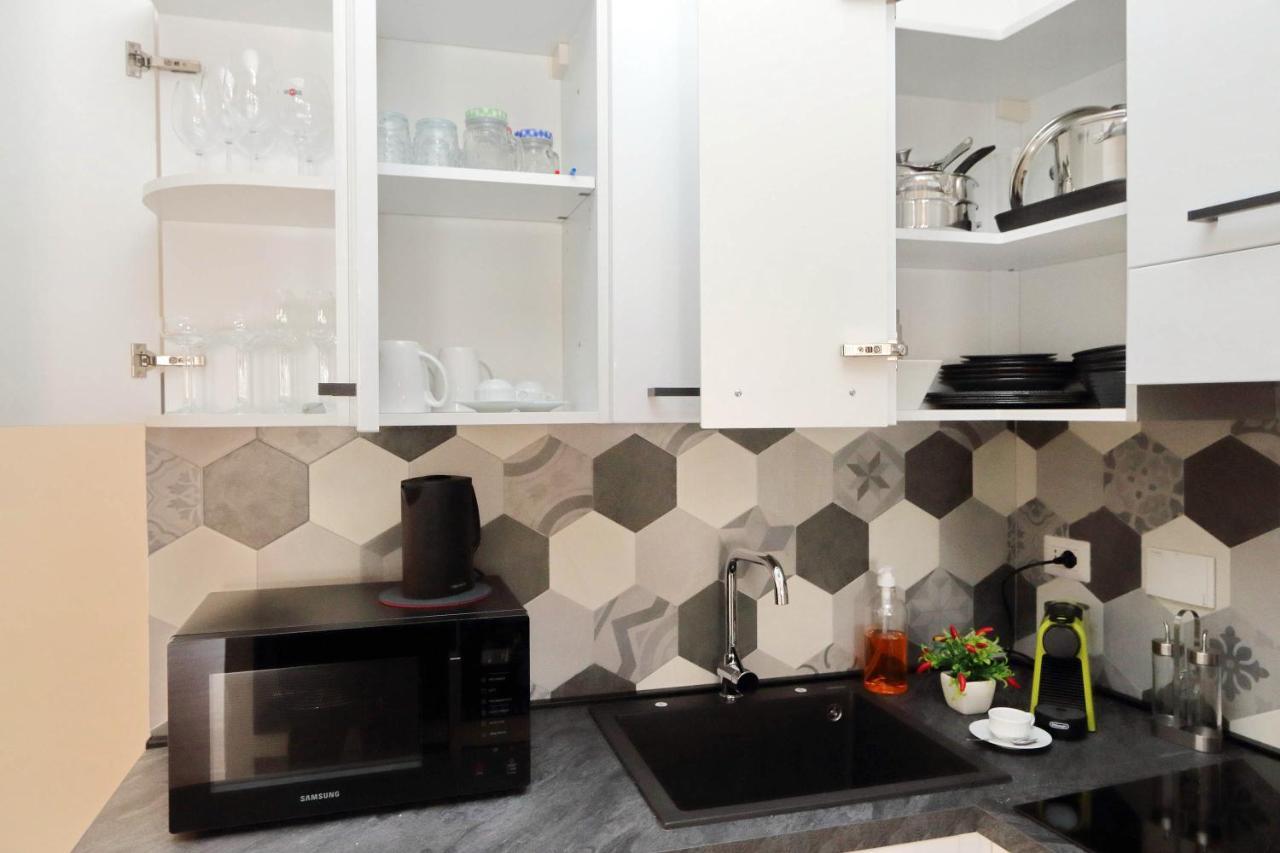 4Bnb - Cozy Albornoz Flat Рим Экстерьер фото